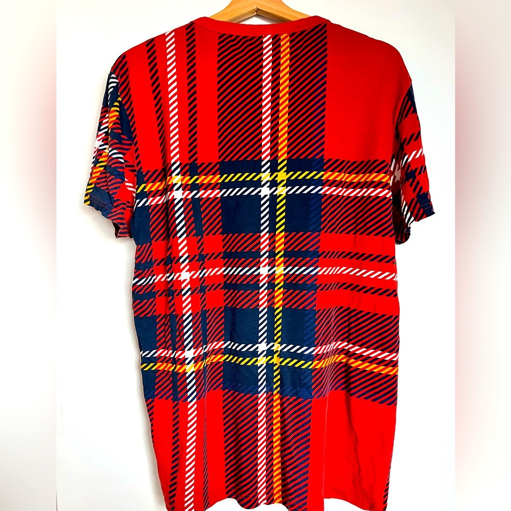 Red/ Blue / White G-Star shirt w/ G STAR RAW on front. Size Lg